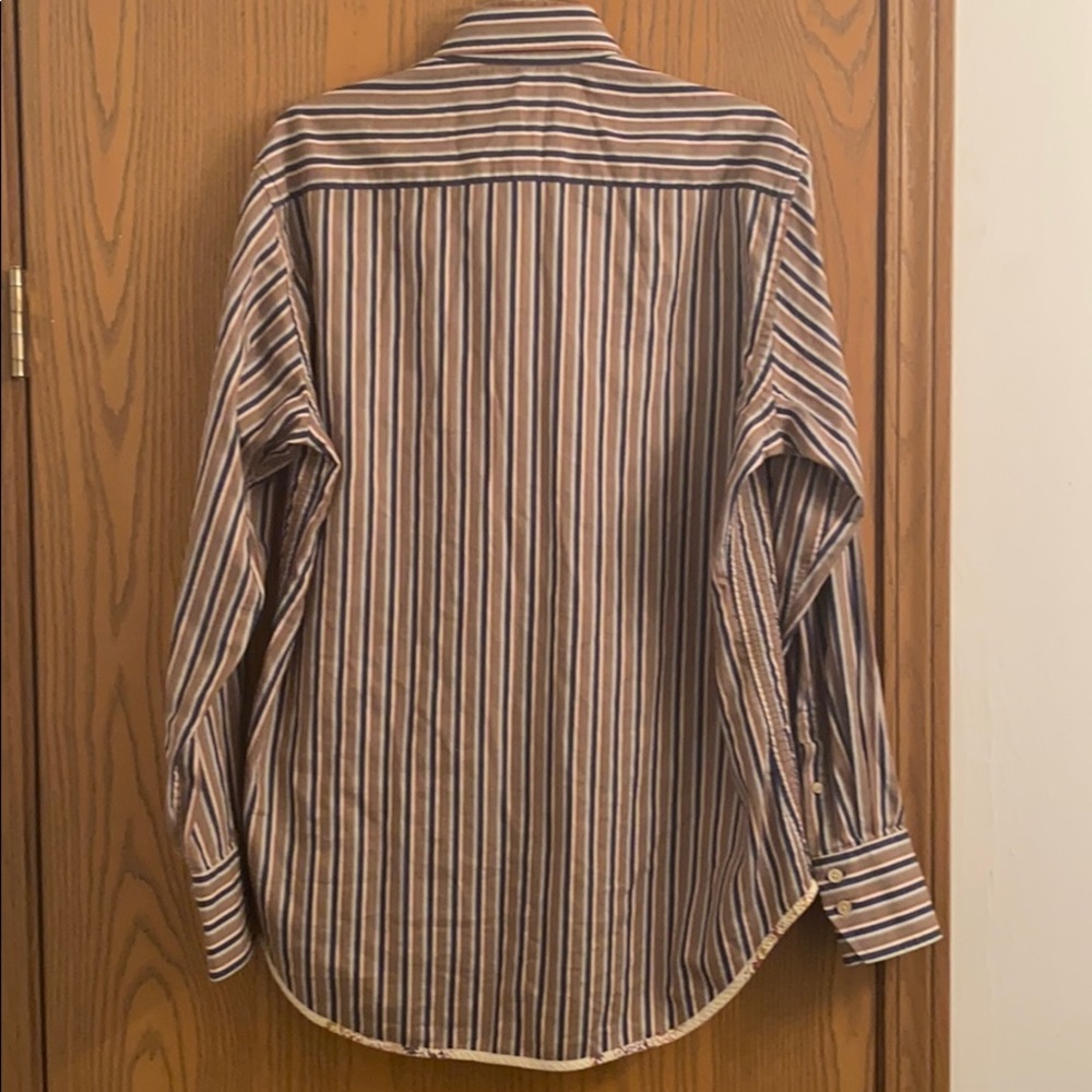 Robert Graham Button up - Picture 3 of 8
